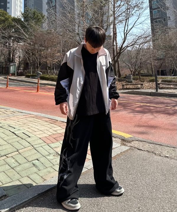 韓国発!【NOT4NERD】Dagger Tribal Logo Incision Sweat Pants MUSINSA | NOT4NERD Dagger Tribal Logo Incision Sweat Pants