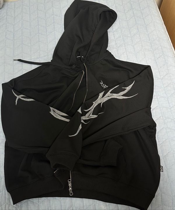 MUSINSA | NOT4NERD Dagger Tribal Logo Hood Zip Up - Black