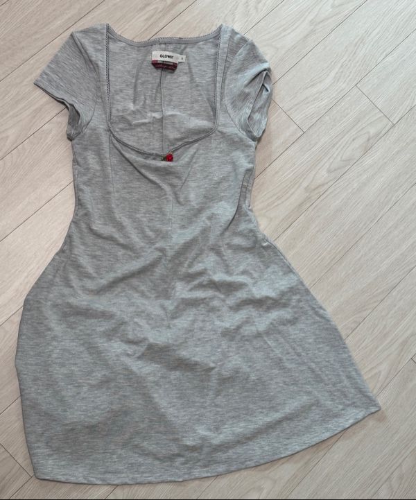 MUSINSA | GLOWNY ROSY SCOOP MINI DRESS (WHITE MELANGE)