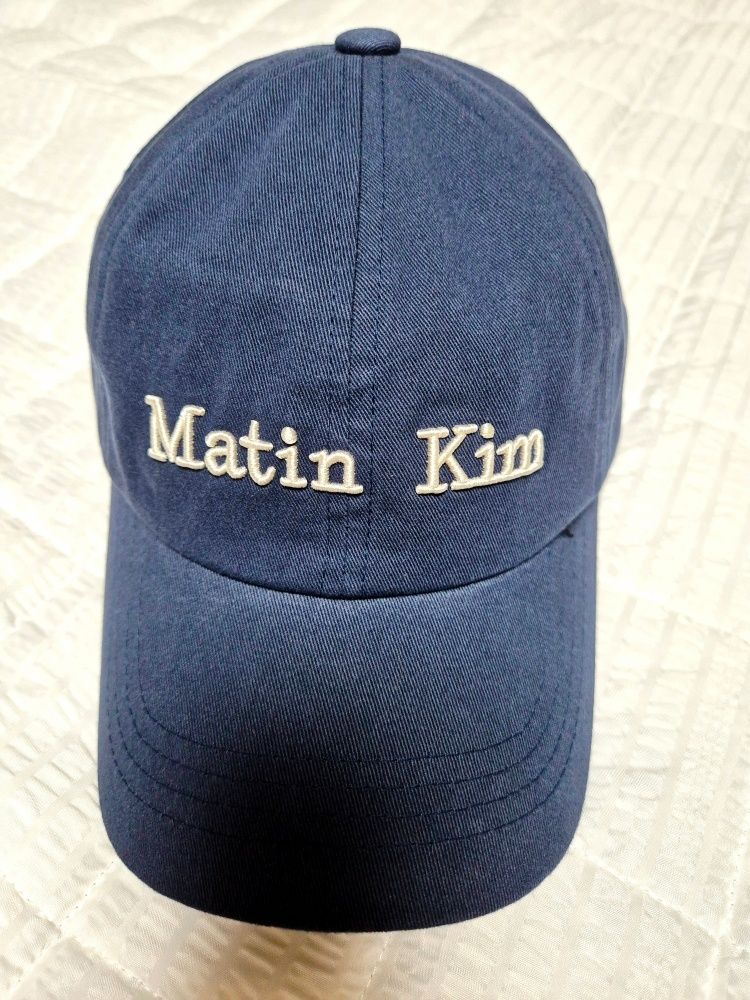 【MATIN KIM】手元在庫 MATIN CLASSIC LOGO BALL CAP IN BLACK MATIN LOGO PLAY BALL CAP IN BLACK – Matin Kim
