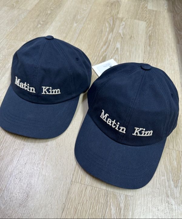 キャップ [MATINKIM]matin classic logo ball cap in black MK2511HT001MNA_1.jpg