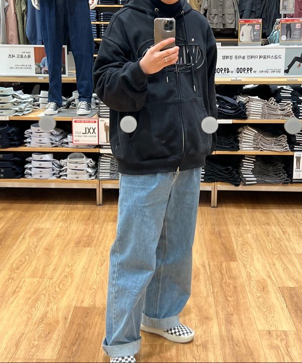 MUSINSA | WAI KEI Logo Applique Hooded Zip-Up Black