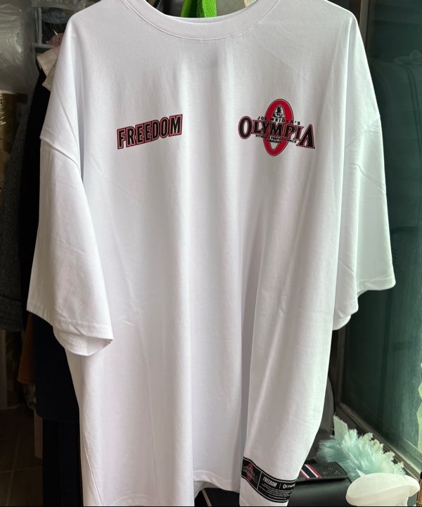 MUSINSA公式 | FREEDOM オリンピアスモールロゴTシャツ_2カラー