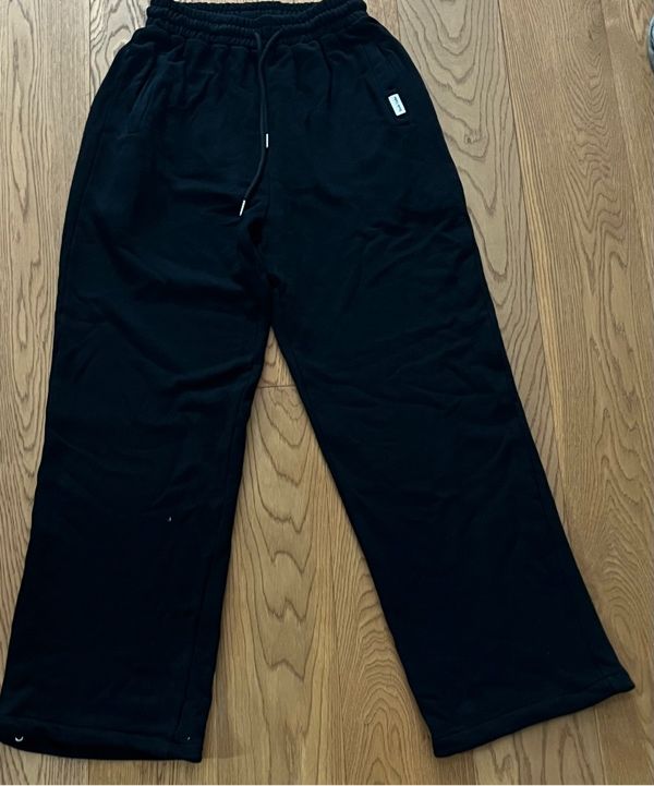 MUSINSA | ROCKCAKE Applique R Pocket Jogger - Black