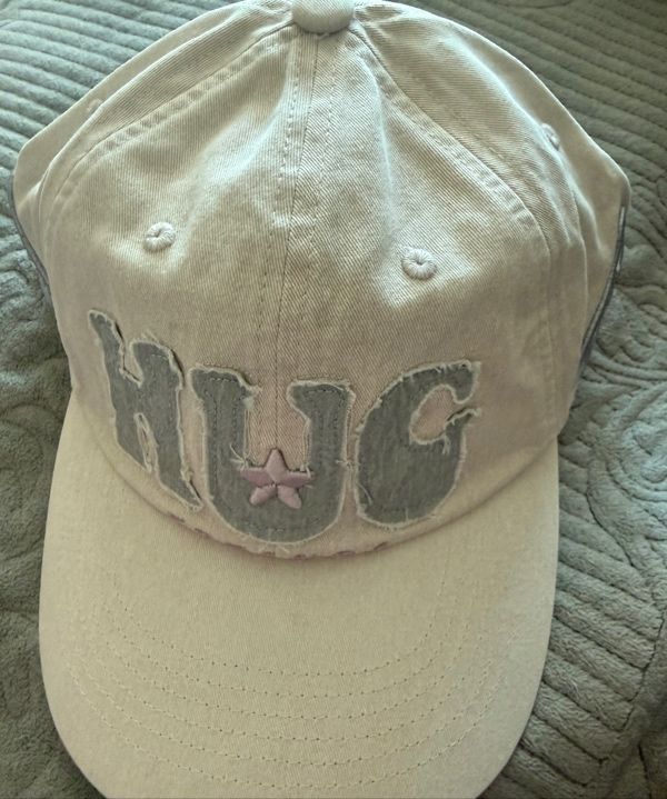 【HUG YOUR SKIN】Hug Friends Cap (pink) MUSINSA | HUG YOUR SKIN Hug Friends Cap (Pink)