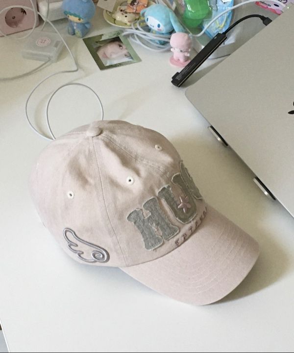 MUSINSA | HUG YOUR SKIN Hug Friends Cap (Charcoal)