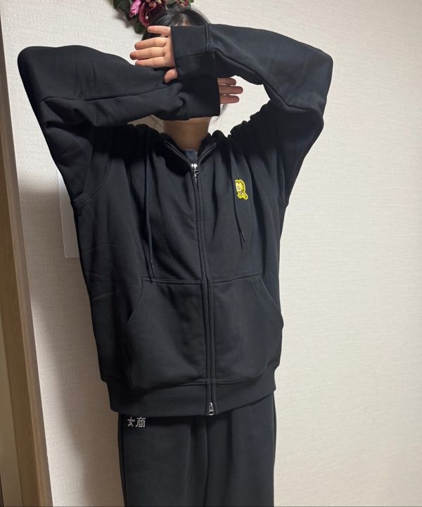 MUSINSA | WACKY WILLY Graphic Kiki Wappen Hoodie Pink