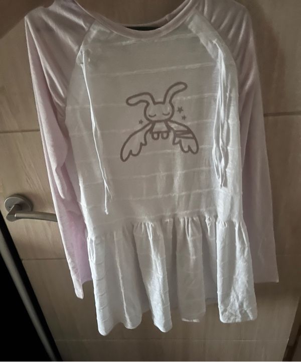 MUSINSA公式 | HUG YOUR SKIN Angel Patch Raglan Dress (White