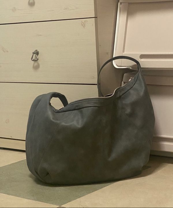 MUSINSA | MILLO WOMEN Vegan Suede Hobo Bag [Black]