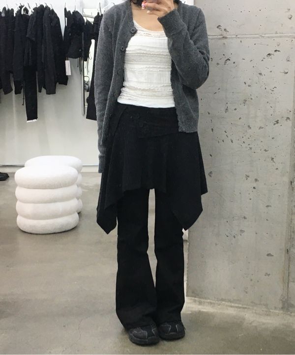 MUSINSA | MISEKI SEOUL Unbalanced flow mini skirt BLACK