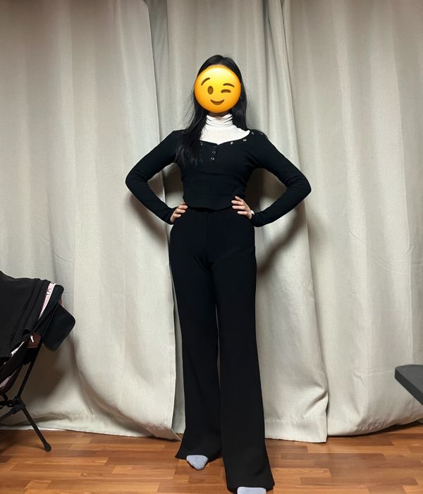 MUSINSA公式 | PLEASENOFOLLOW Bunny Snap Button Top ( Ver.1 ) (Black)