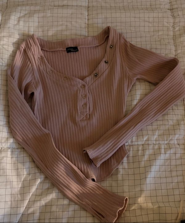 MUSINSA公式 | PLEASENOFOLLOW Bunny Snap Button Top ( Ver.1 ) (Pink)