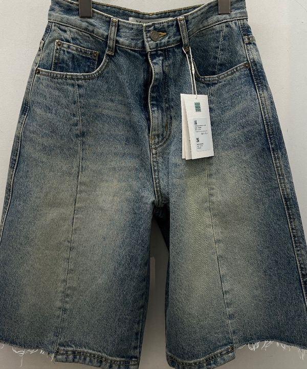 MATIN KIM ■ HEM POINT BERMUDA DENIM PANTS FOR WOMEN デニム MUSINSA | MATIN KIM HEM POINT BERMUDA DENIM PANTS FOR WOMEN