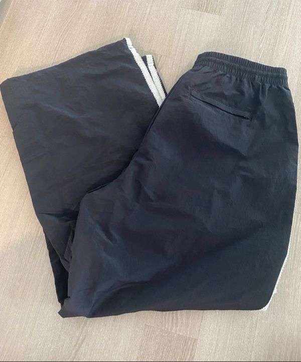MUSINSA STANDARD ■ Women's Nylon Wide Lace Track Pants MUSINSA | MUSINSA STANDARD WOMAN Women's Nylon Wide Lace
