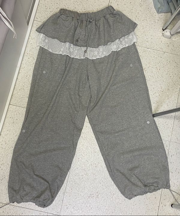 MUSINSA | FANCY CLUB Frill Lace Button Sweatpants (BLACK