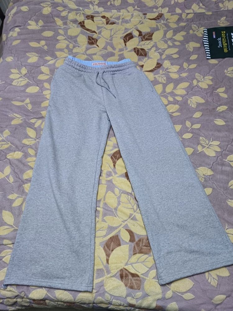 MUSINSA | AMES-WORLDWIDE LAYERED SWEAT PANTS CREAM