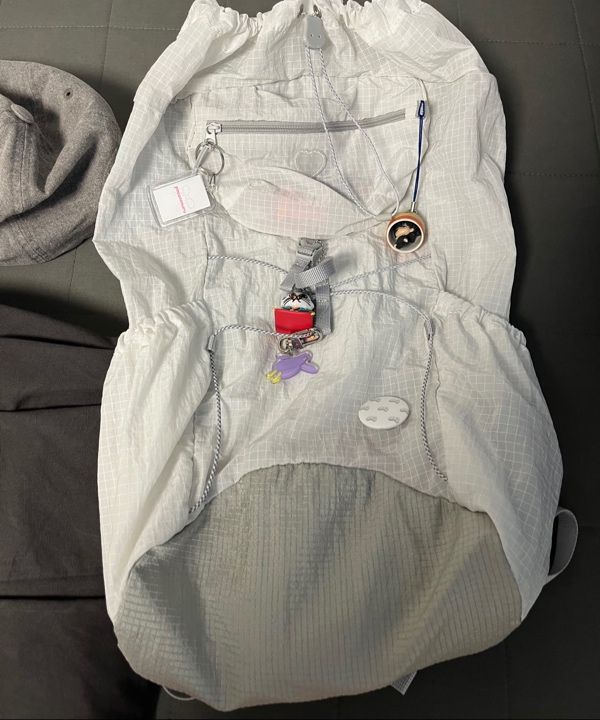 MUSINSA | fennec AIRY POCKET BACKPACK - WHITE