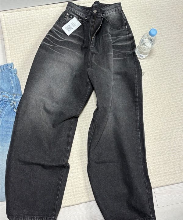 MUSINSA | SYNERJYN OVERSIZED CAT WASHING DENIM PANTS BLUE