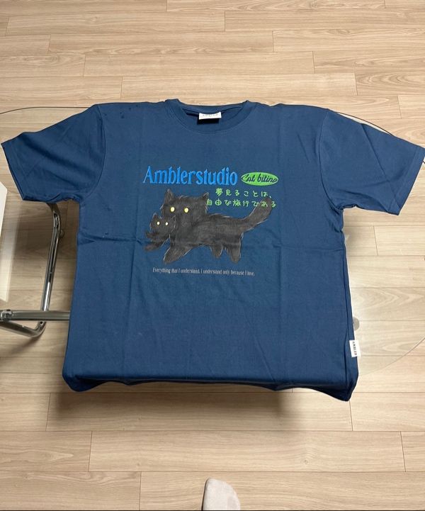【AMBLER】 Unisex Cat biting graphic short sleeve t-shirt MUSINSA | AMBLER Cat biting graphic short sleeve t-shirt