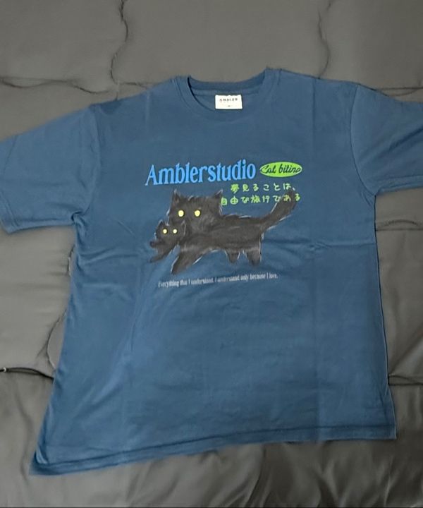 MUSINSA | AMBLER Cat biting graphic short sleeve t-shirt