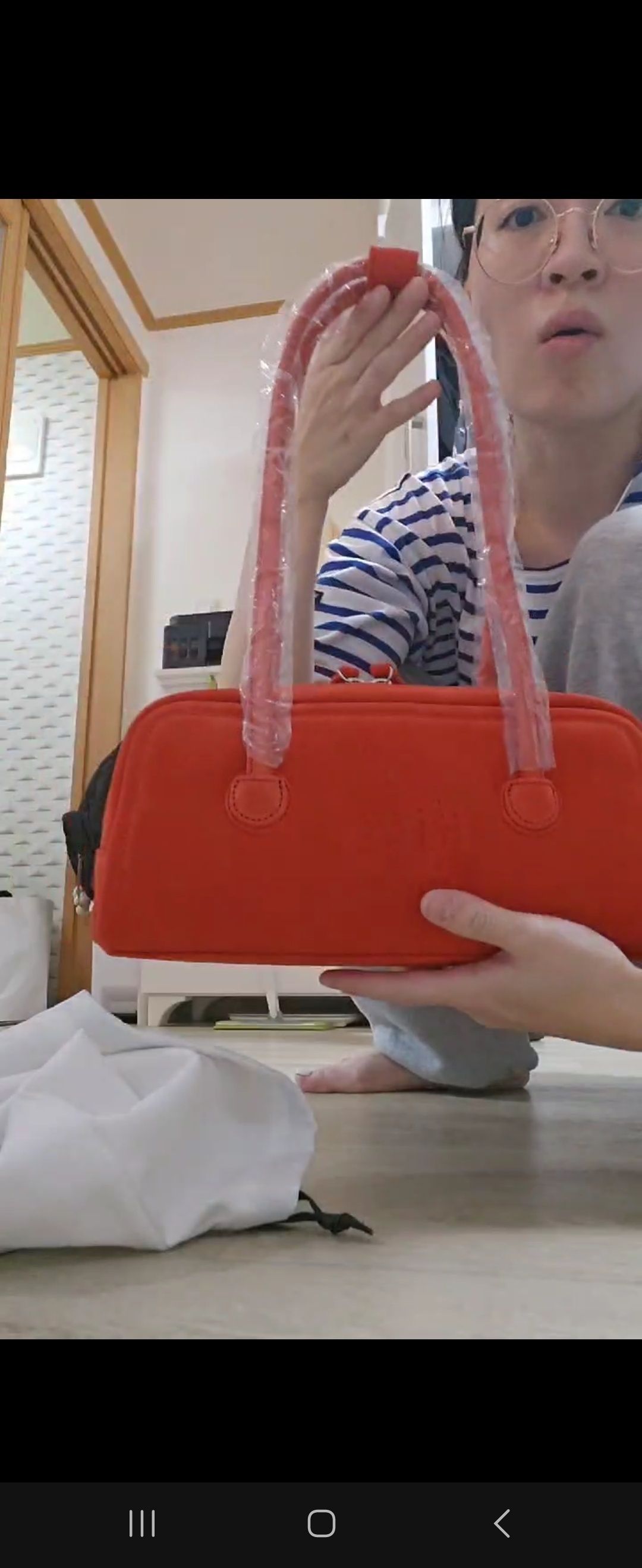 [NOTHING WRITTEN] Ravioli suede bag (Red) ☆送料込☆ maikoのコーディネート(50900247) | Pasand by ne Quittez pas