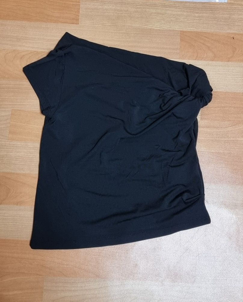 MUSINSA | OJOS Twisted Tuck Cap Sleeves / Black