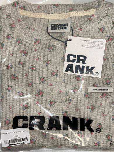 MUSINSA公式 | CRANK フラワーヘンリーネックトップ_オートミール