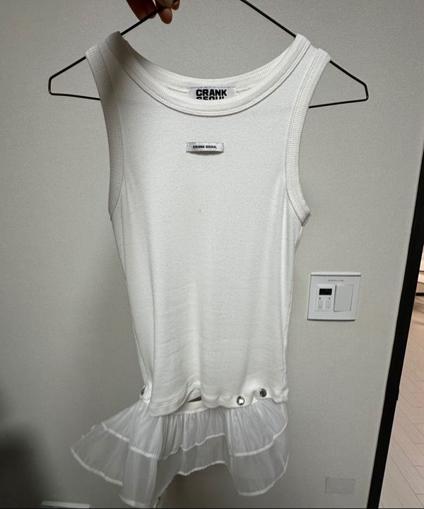 トップス CRANK Frill Snap Sleeveless_Black CRANK】FRILL SNAP SLEEVELESS – PRESSING WEB SHOP