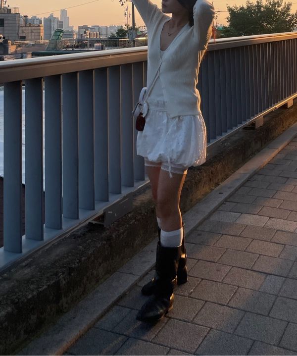 MUSINSA公式 | CRANK Rose Punching Balloon Skirt_White