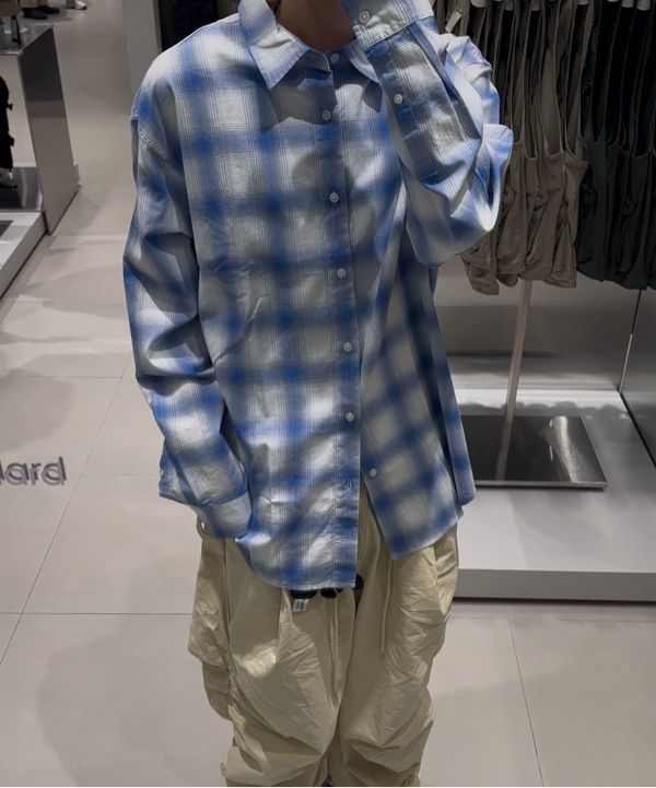 ★MUSINSA STANDARD★ Relaxed ombre check shirt white blue MM MUSINSA | MUSINSA STANDARD Relaxed Ombre Check Shirt [White