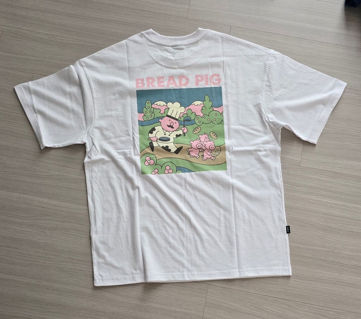 【CPGN STUDIO】25SS★ Bread Pig Short Sleeve Tee MUSINSA | CPGN STUDIO Bread Pig Short Sleeve T-Shirt Black