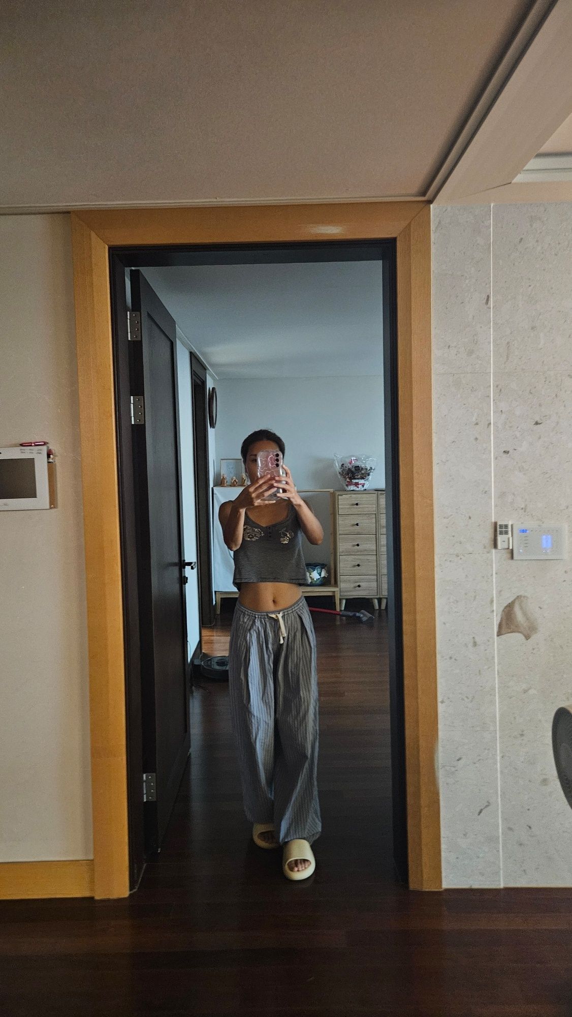 MUSINSA | SCULPTOR Bed To Go Pintuck Pants Blue Stripe