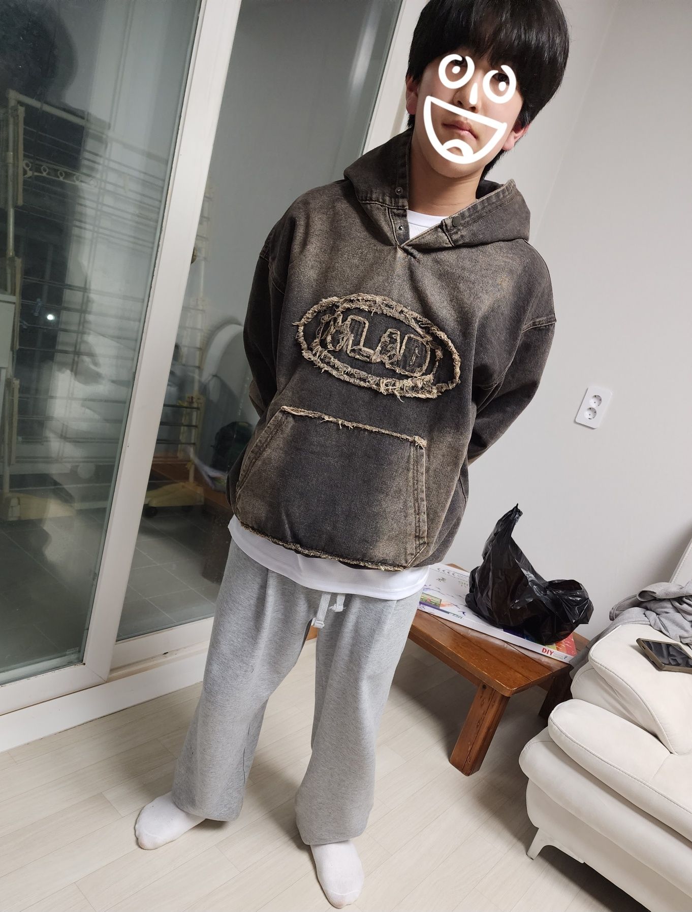 MUSINSA | DIMITRI BLACK VLAD DENIM APPLIQUE HOODED T