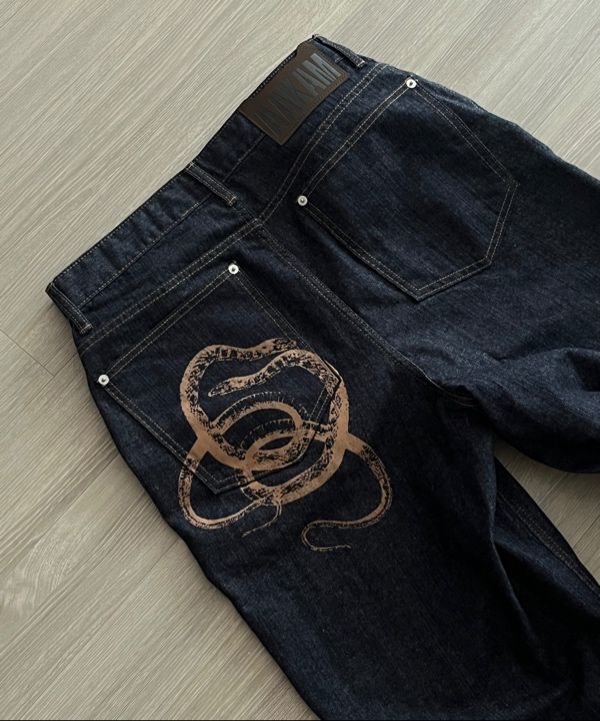 ★AAKAM★Snake Printed Denim Pants【送料込/関税込】 MUSINSA | AAKAM Snake Printed Denim Pants (Black)