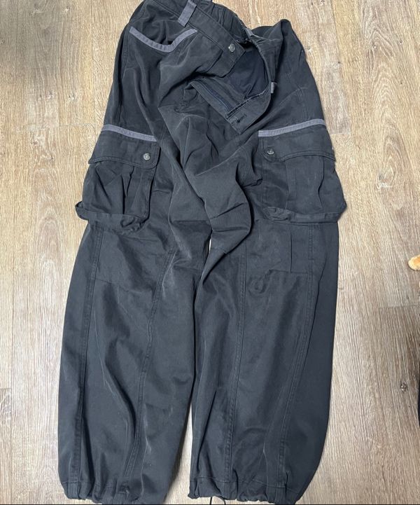 パンツ AAKAM Knee PinTuck Contrast Cargo Pants MUSINSA公式 | AAKAM