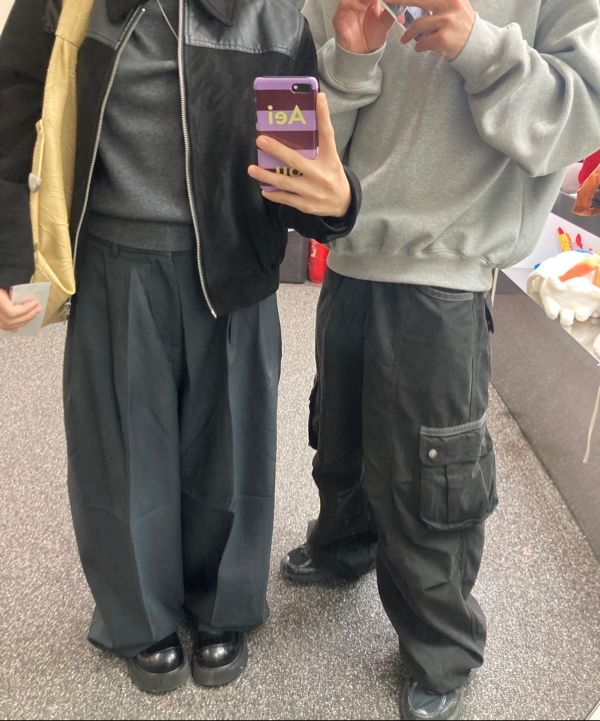 MUSINSA公式 | AAKAM Knee Pin-tuck Contrast Cargo Pants (Black)