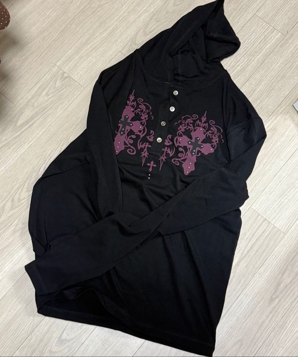 MUSINSA公式 | AAKAM Studded CROS2 Hooded Long Sleeve (Black)