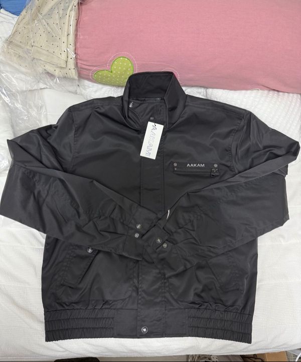 MUSINSA公式 | AAKAM High-Neck Button Jacket (Black)