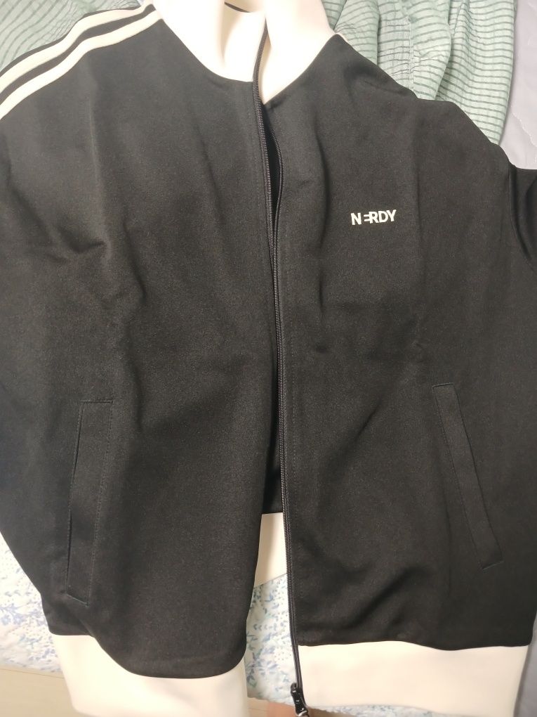 MUSINSA | NDY (nerdy) Classic NY Track Top (Cream/Pale Blue