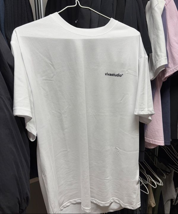 【vivastudio】BASIC SYMBOL T-SHIRT MUSINSA | VIVASTUDIO BASIC LOGO T SHIRT 2PACK [WHITE / BLACK]