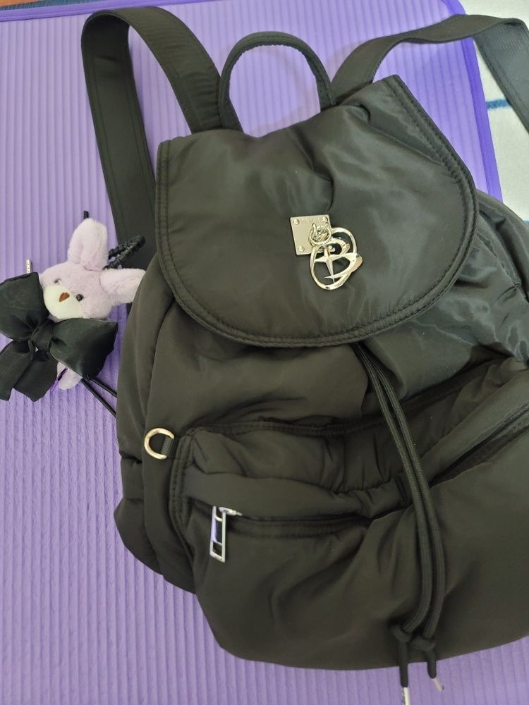 MUSINSA | BLACK PURPLE Fluffy Bag-Navy