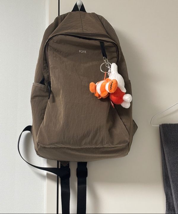 人気商品！【POTE】0002 HideSlot バックパック（モカ） MUSINSA公式 | Pote [6th restock]0002 HideSlot Classic