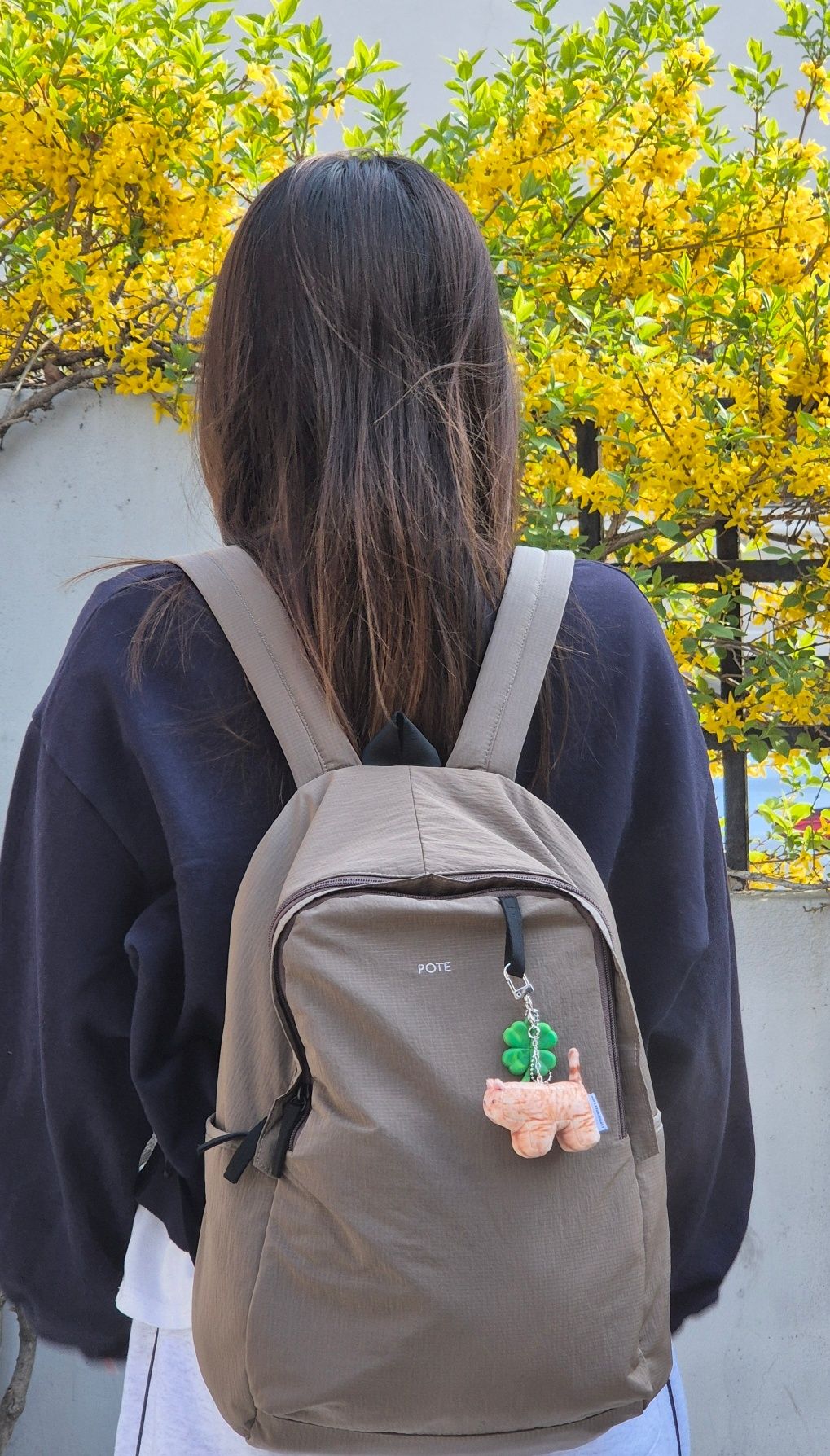 人気商品！【POTE】0002 HideSlot バックパック（ブラック） 0002 HideSlot Classic Backpack_Dot Black - 감도 깊은 취향