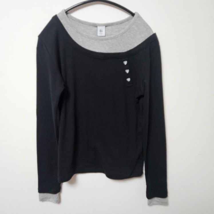 Tシャツ・カットソー RONRON UNBALANCE HEART BUTTON LAYERED T SHIRT BLACK RONRON UNBALANCE HEART BUTTON LAYERED T SHIRT CHARCOAL