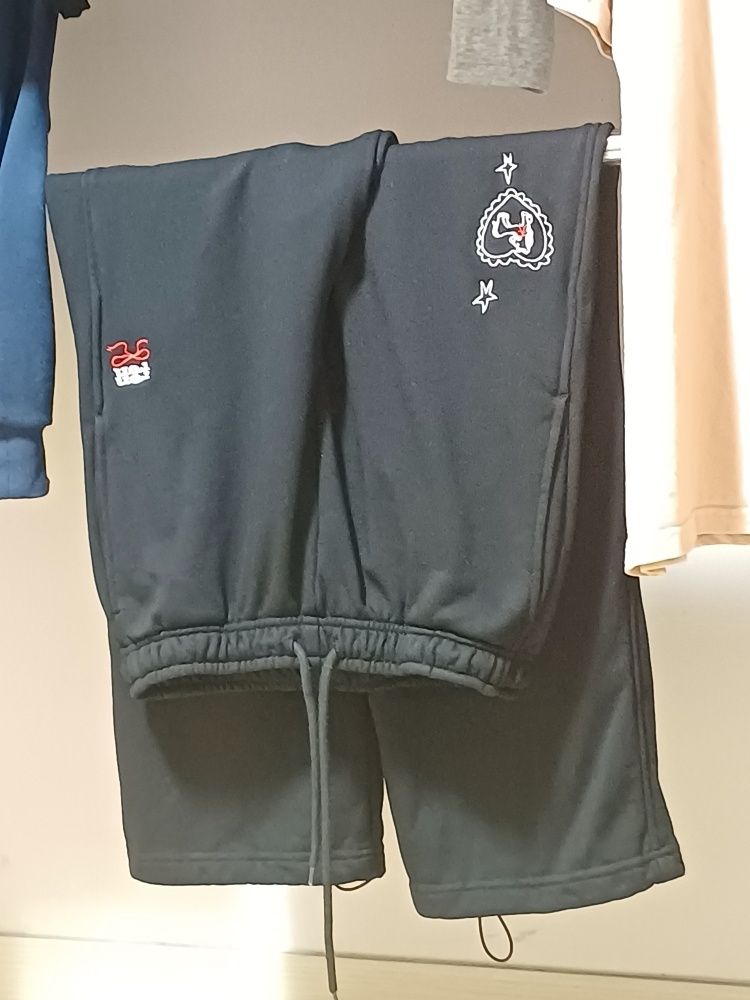 MUSINSA | RONRON DRAWING PONY STITCH SWEAT JOGGER PANTS