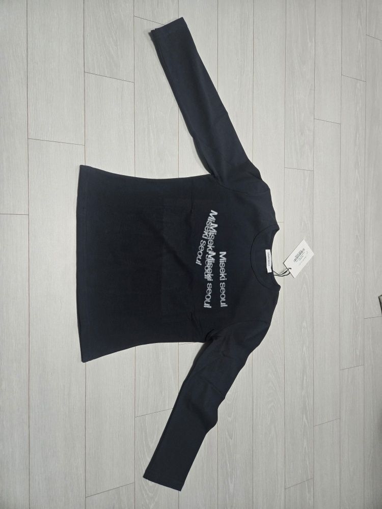 MUSINSA | MISEKI SEOUL Dust logo long sleeves CHARCOAL