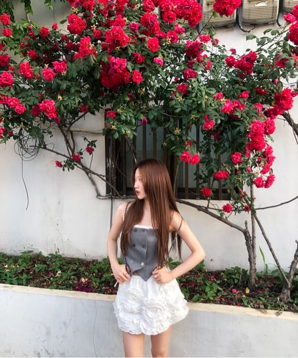 MUSINSA公式 | SINOON [Hearts2Hearts JUUN wearing] Rose Frill