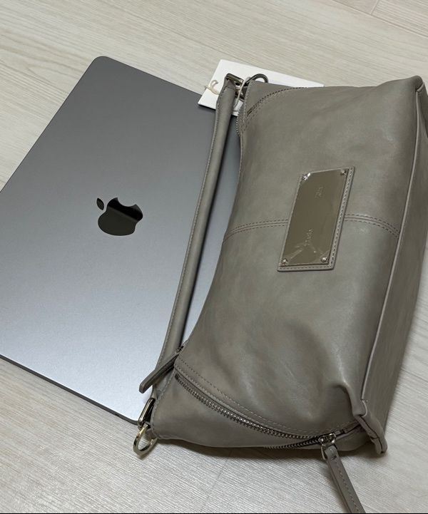 ショルダーバッグ・ポシェット [MATINKIM]side zipper two way bag in gray SIDE ZIPPER TWO WAY BAG IN GREY – Matin Kim