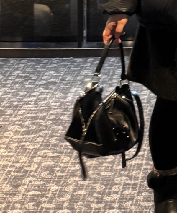 MUSINSA | MATIN KIM SIDE ZIPPER TWO WAY BAG IN BLACK