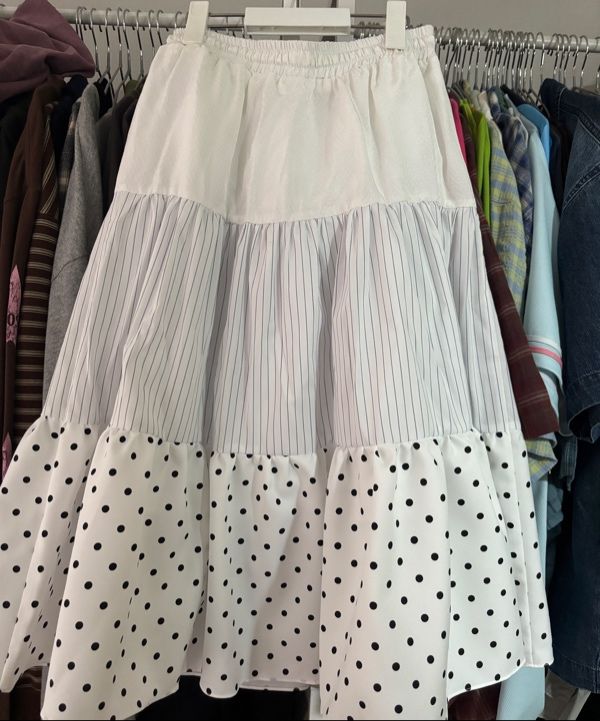 国内外の人気が集結 MUSINSA | CONICHIWA BONJOUR Butterfly shirring skirt (multi スカート